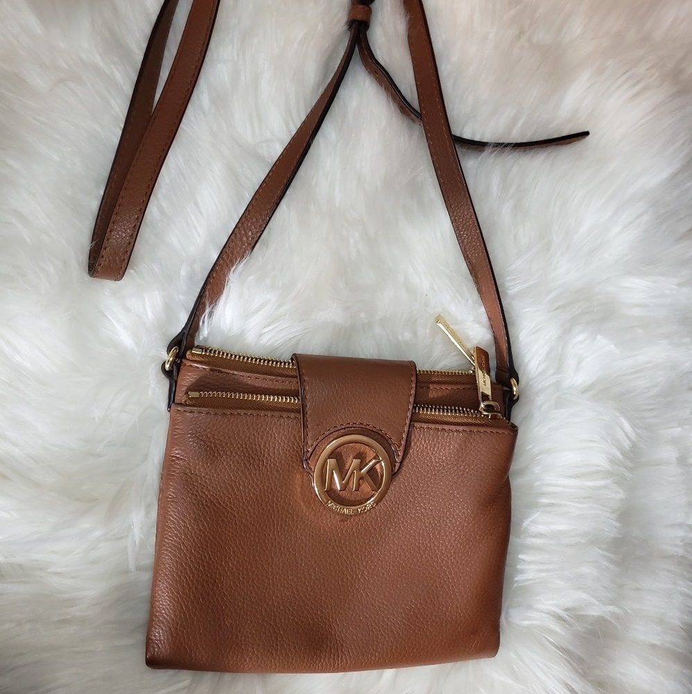 Mk Michael kors crossbody bag